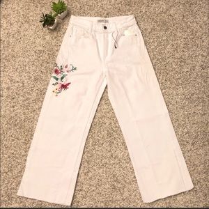Zara cropped wide leg embroidered raw hem jeans